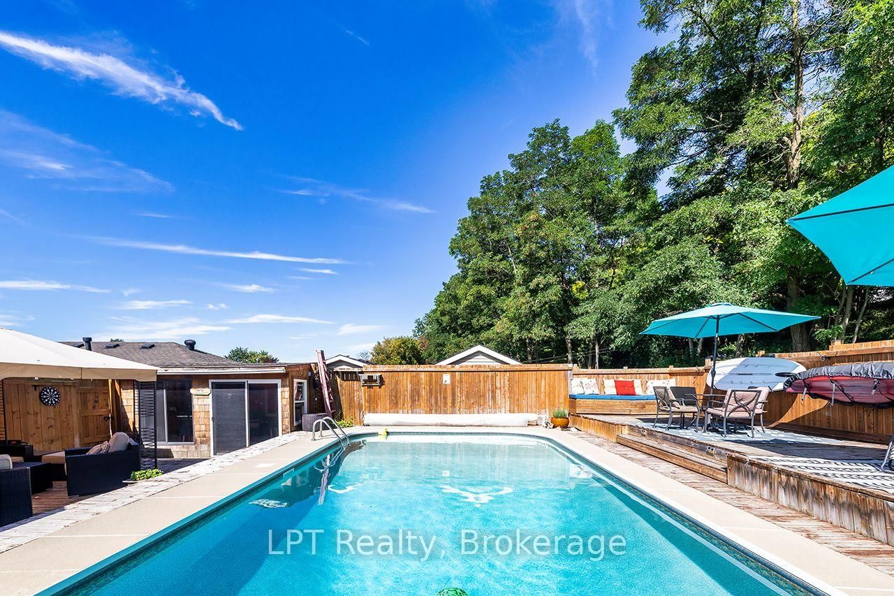 755 Wesley Drive • Oshawa, ON photo 24