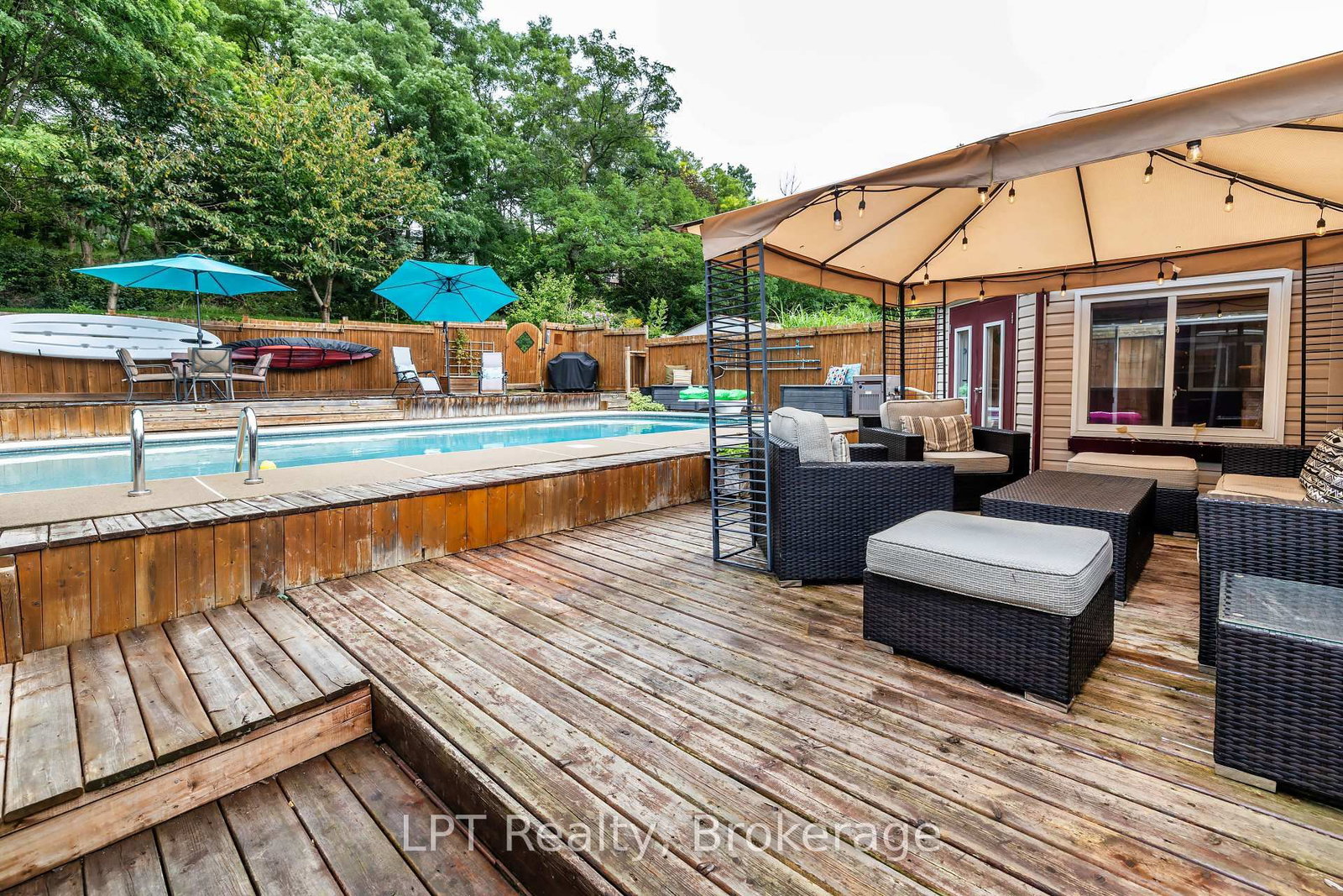 755 Wesley Drive • Oshawa, ON photo 28