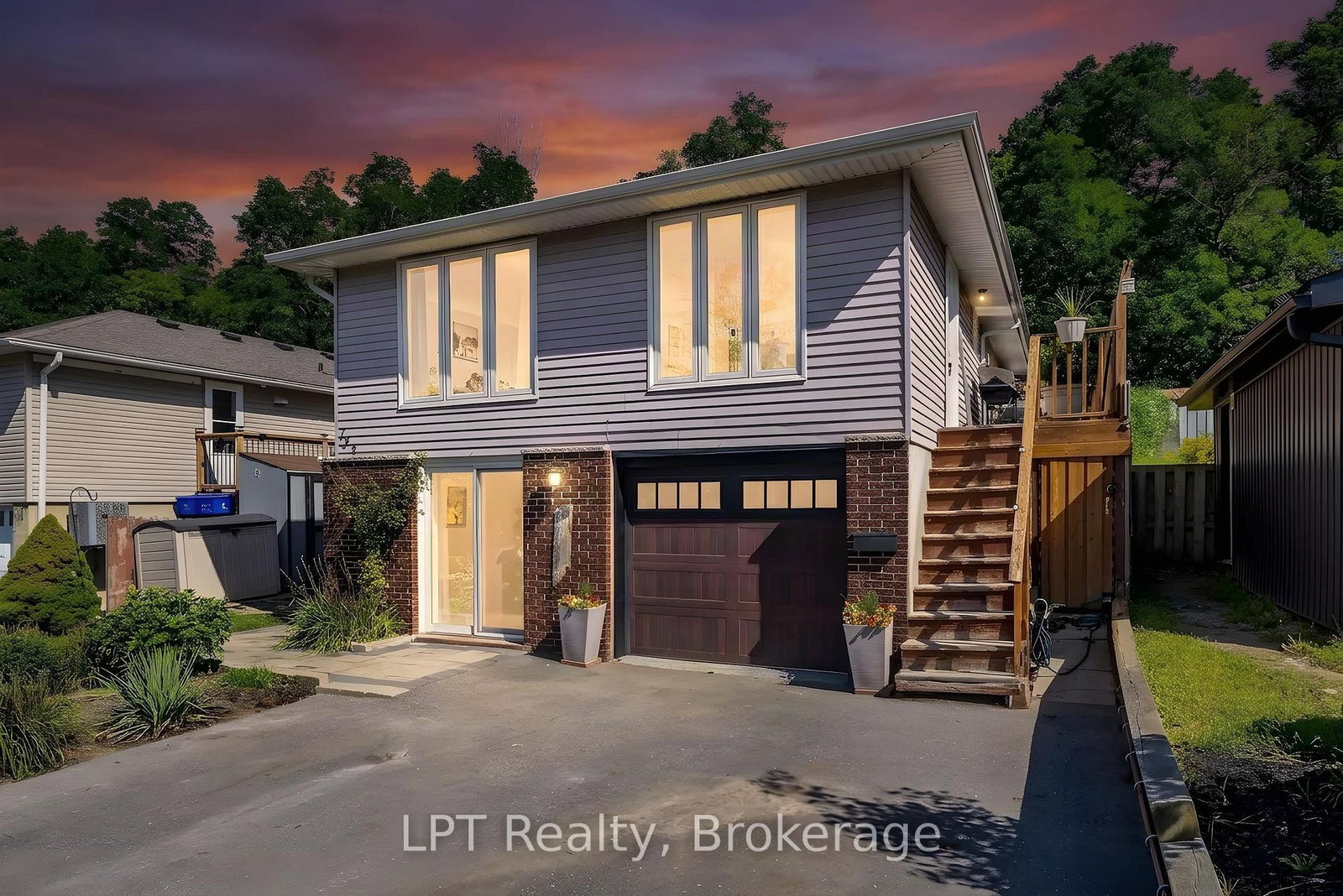 755 Wesley Drive • Oshawa, ON photo 3