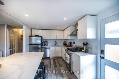 755 Wesley Drive • Oshawa, ON photo 4