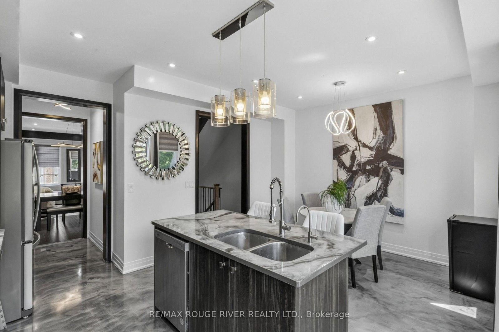 24 Waterside Way • Whitby, ON photo 16