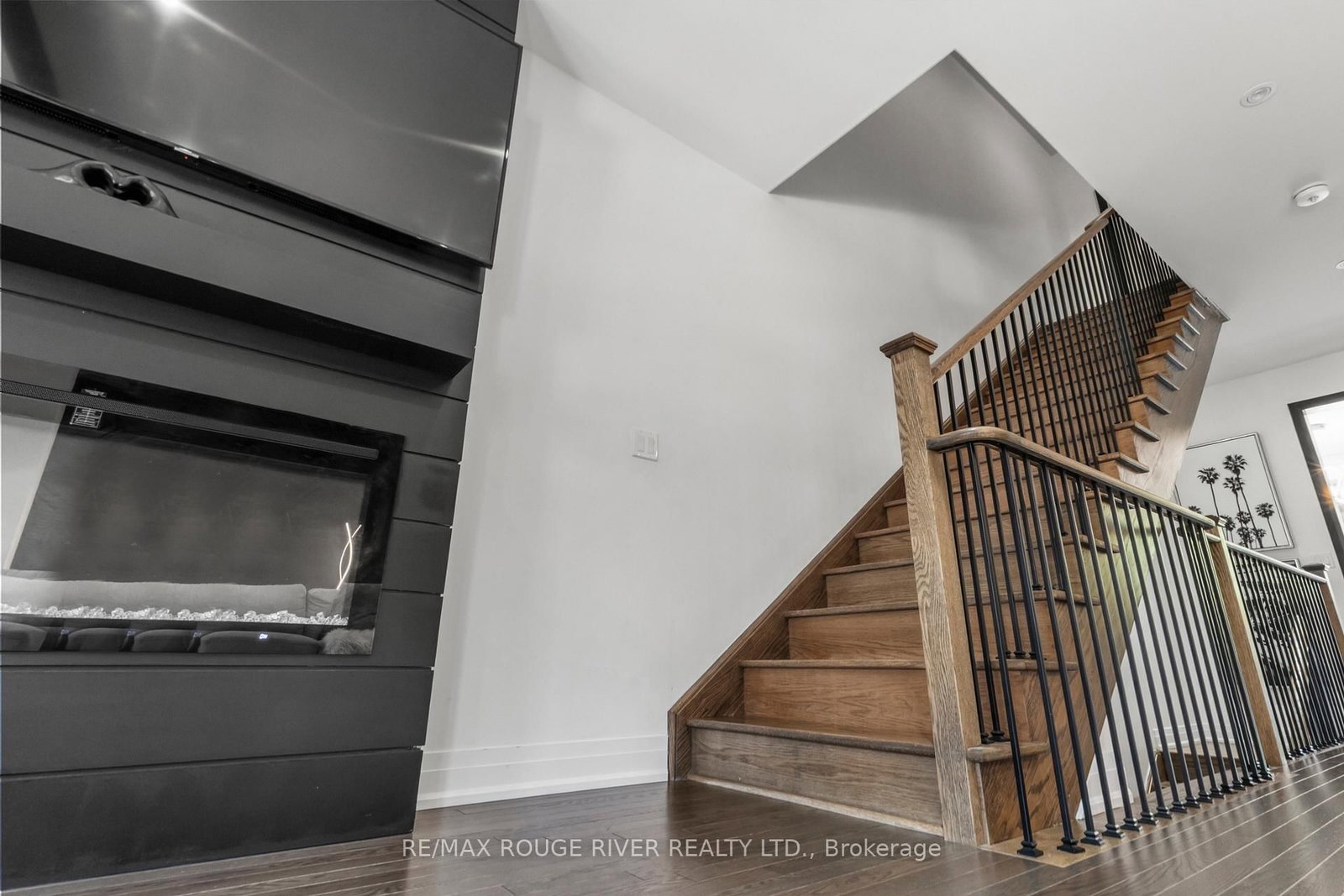24 Waterside Way • Whitby, ON photo 25