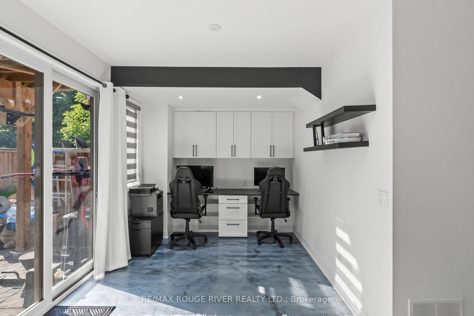 24 Waterside Way • Whitby, ON photo 7