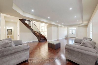 1871 Arborwood Drive • Oshawa, ON photo 3