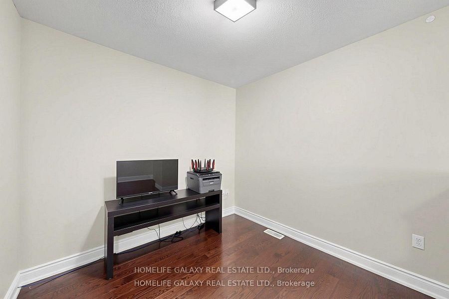 1871 Arborwood Drive • Oshawa, ON photo 32