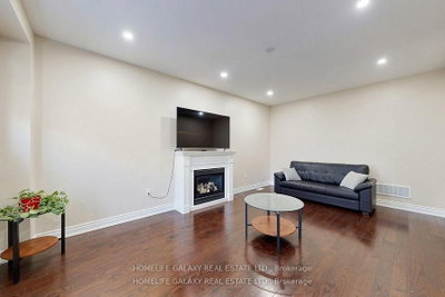 1871 Arborwood Drive • Oshawa, ON photo 6