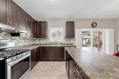 1871 Arborwood Drive • Oshawa, ON photo 9
