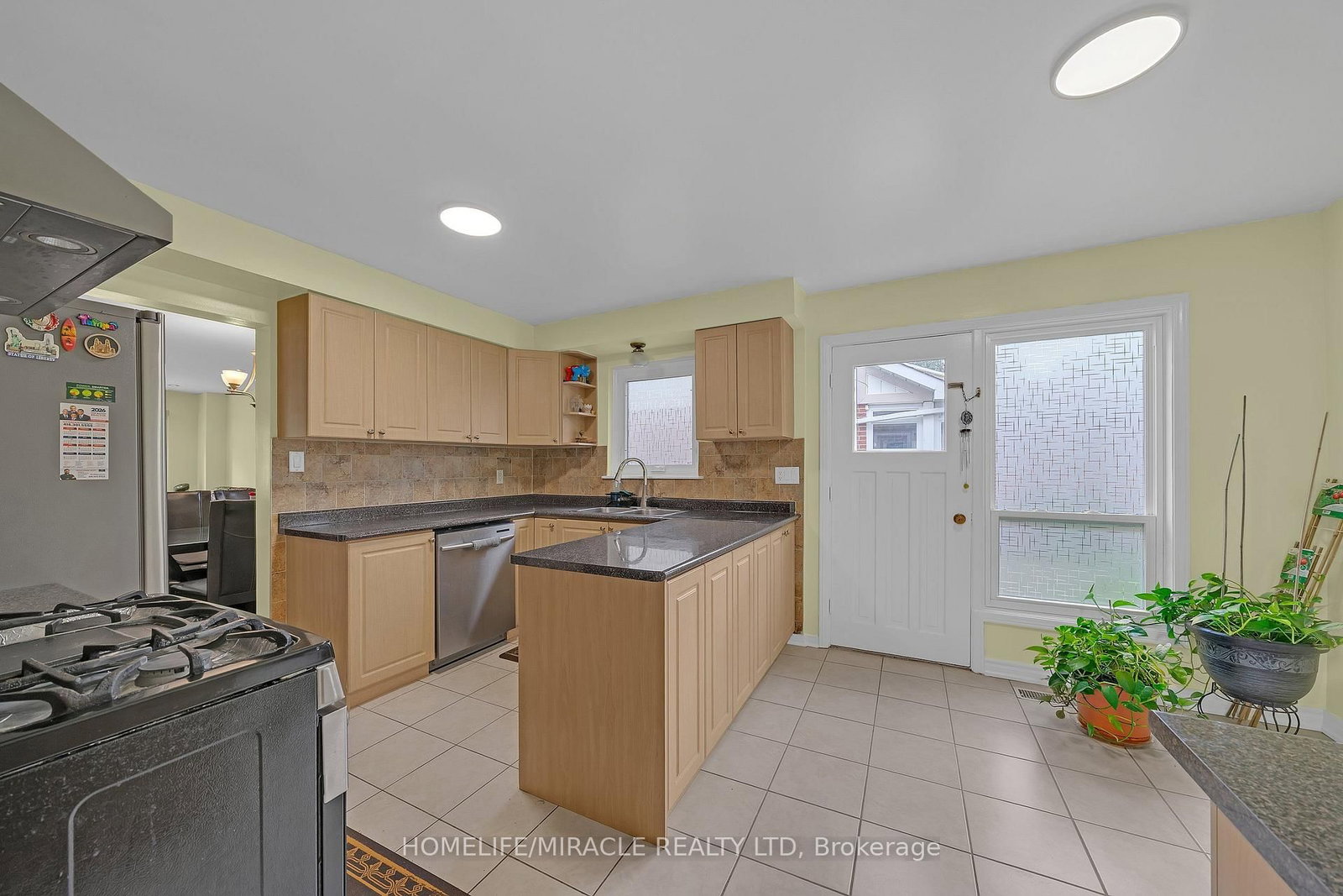 28 Rooksnest Trail • Toronto, ON photo 14