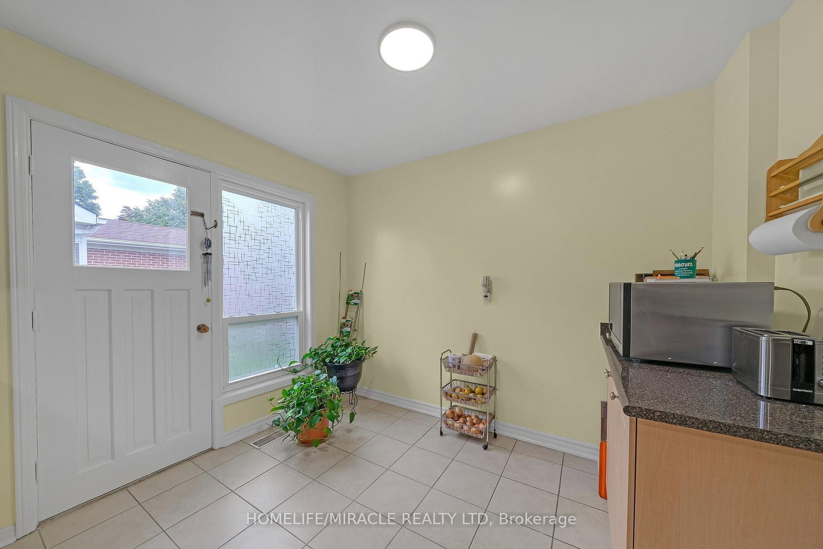28 Rooksnest Trail • Toronto, ON photo 17