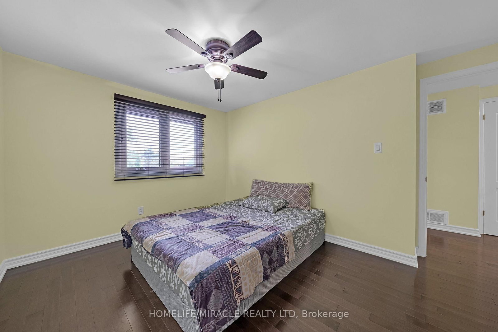 28 Rooksnest Trail • Toronto, ON photo 32