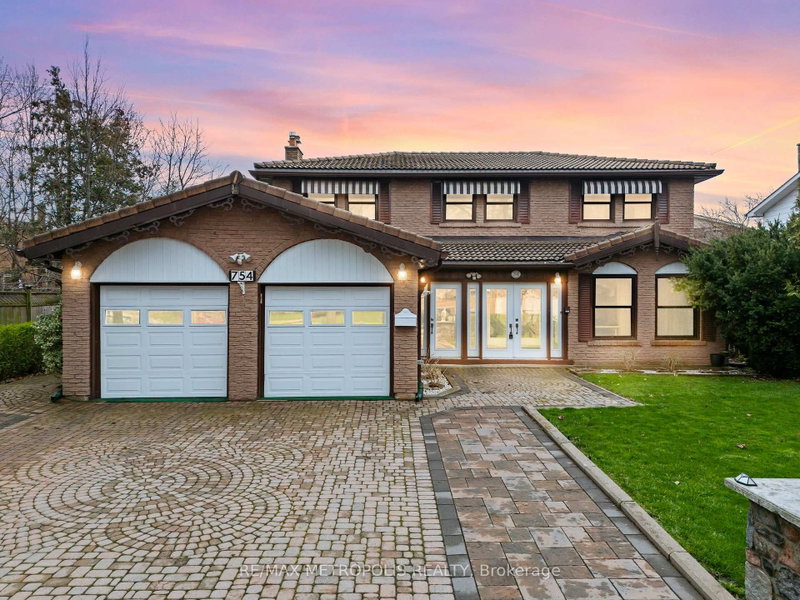 Upper - 754 Eyer Drive