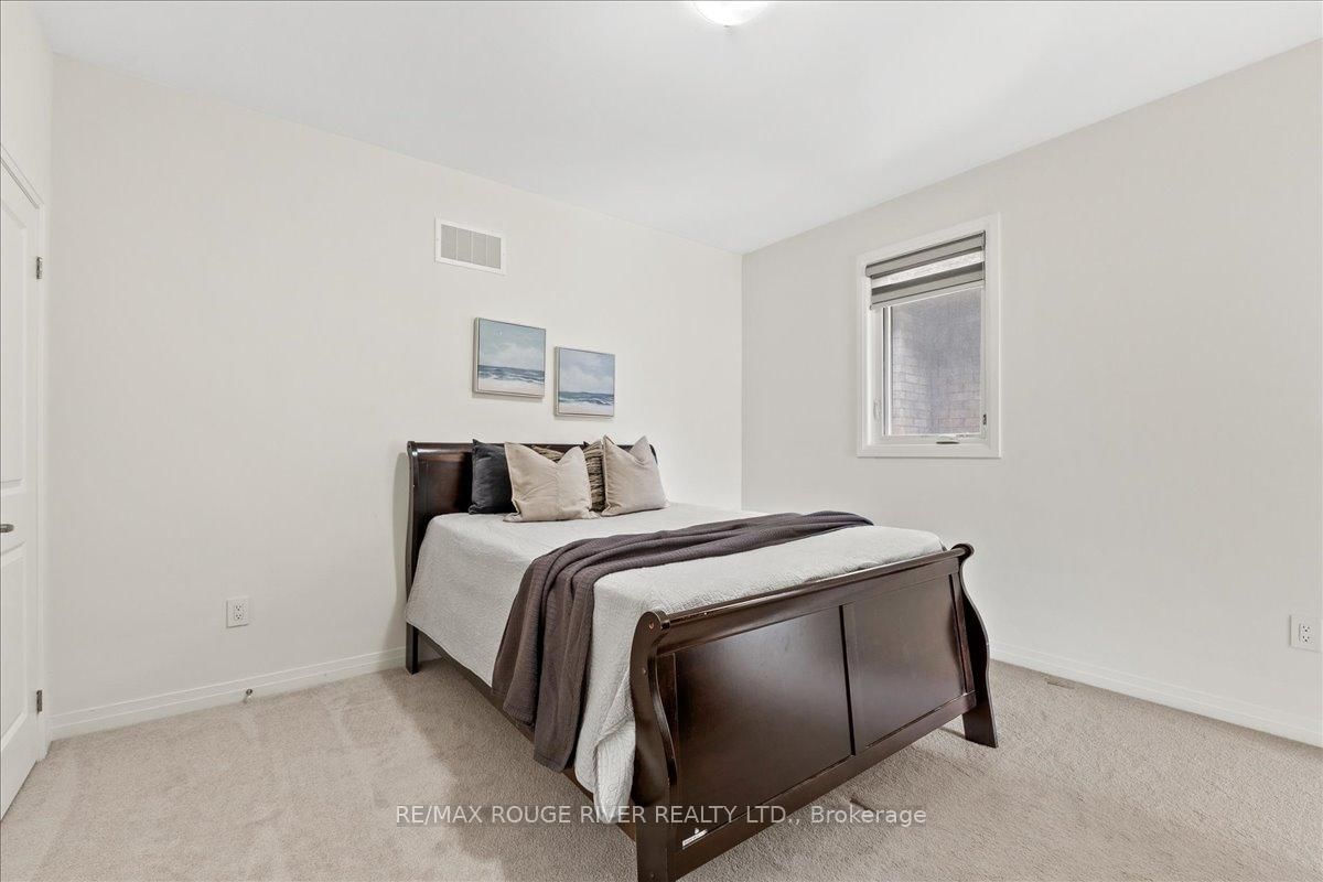 39 Armilia Place • Whitby, ON photo 24