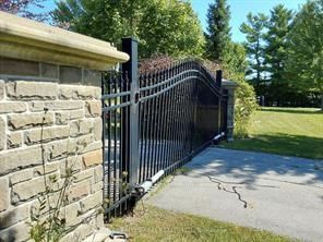 7472 Ashburn Road • Whitby, ON photo 13