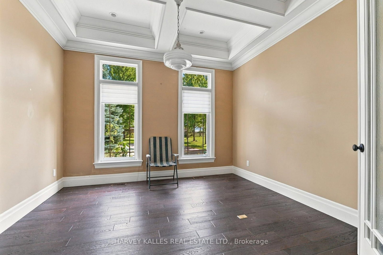 7472 Ashburn Rd, Whitby, view 6