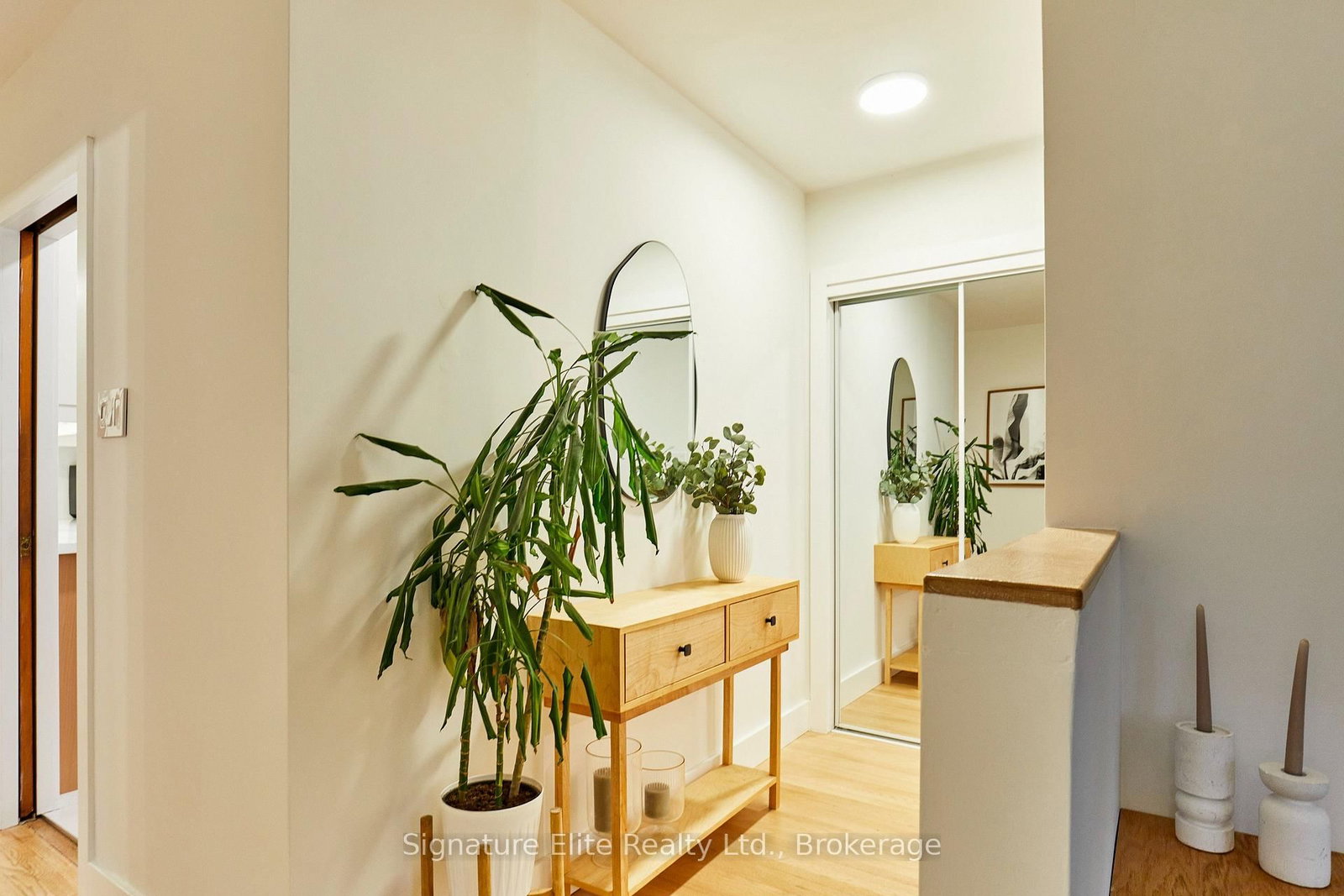 69 Regency Square • Toronto, ON photo 16