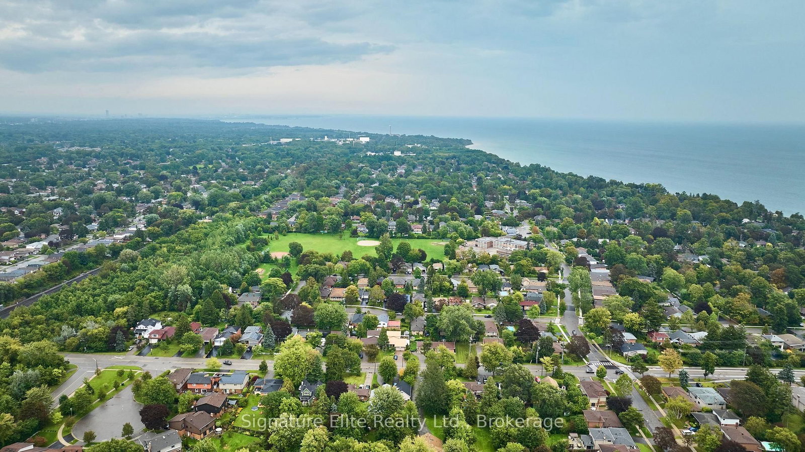 69 Regency Square • Toronto, ON photo 46