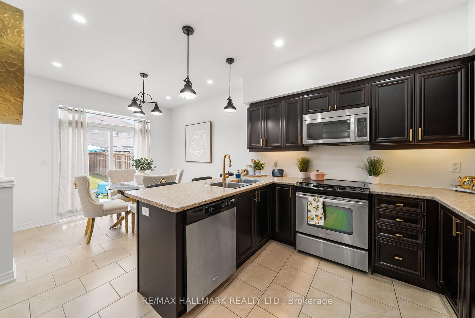 152 Mcdonald Crescent • Clarington, ON photo 12