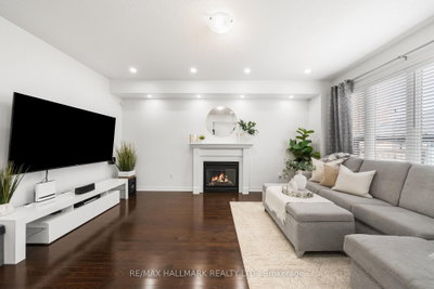 152 Mcdonald Crescent • Clarington, ON photo 6