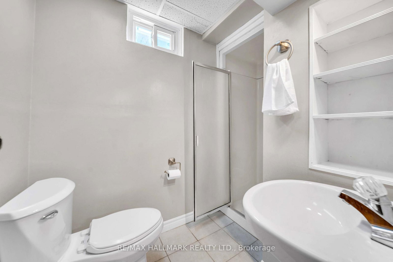 1557 Pharmacy Avenue • Toronto, ON photo 22