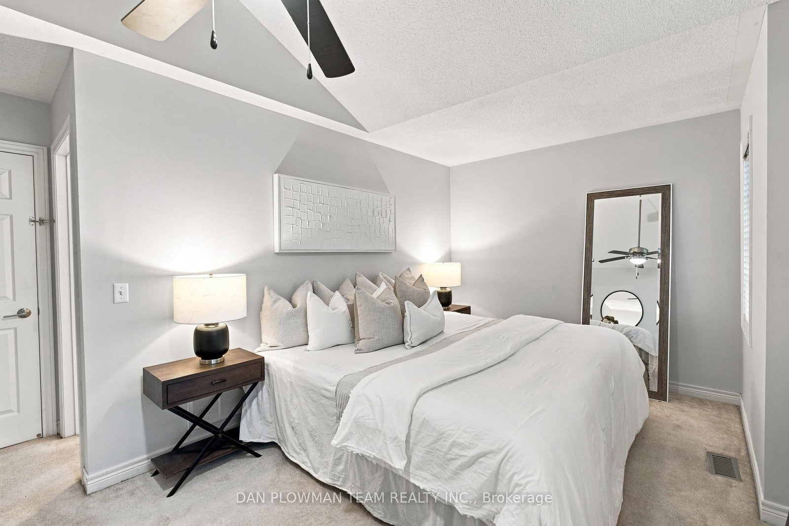102 Southfield Avenue • Clarington, ON photo 32