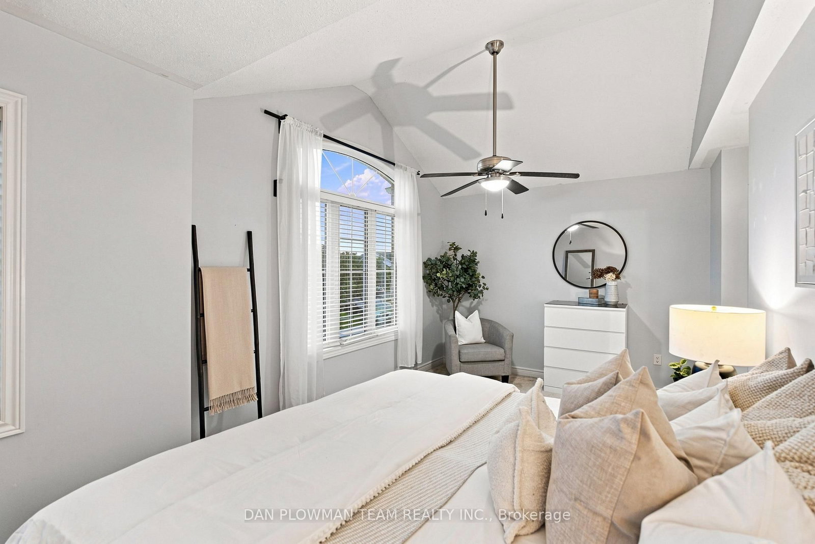 102 Southfield Avenue • Clarington, ON photo 33