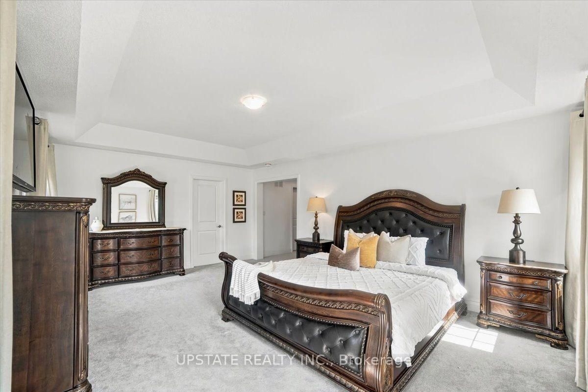 18 Blenheim Circle • Whitby, ON photo 19
