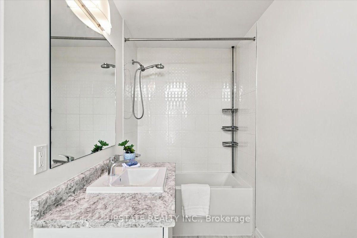 18 Blenheim Circle • Whitby, ON photo 29