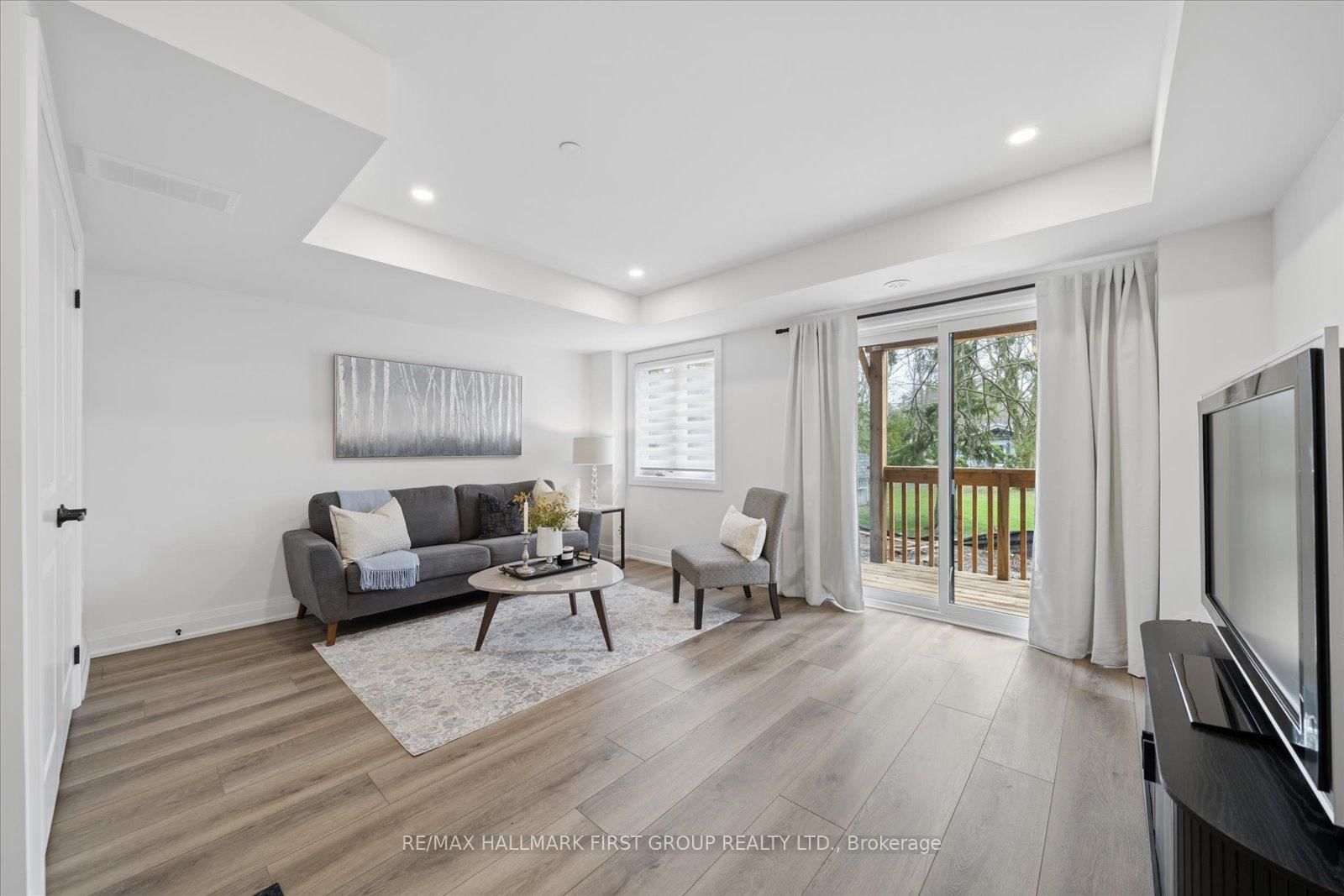 67 Marret Lane • Clarington, ON photo 18