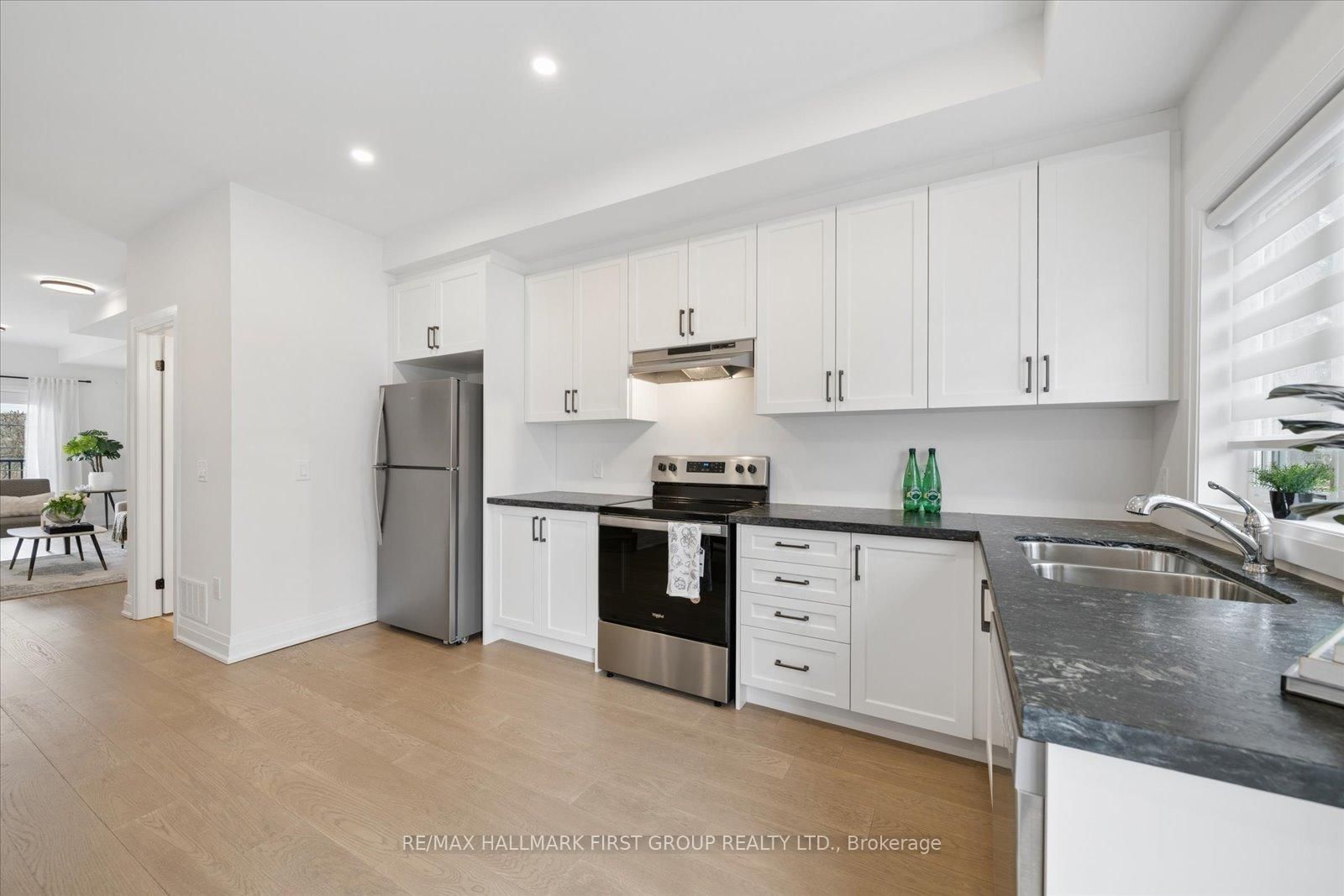 67 Marret Lane • Clarington, ON photo 7