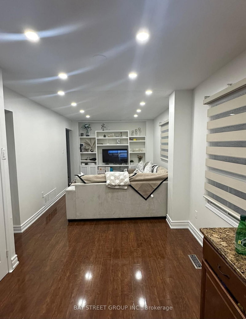 Main - 44 Knapton Avenue