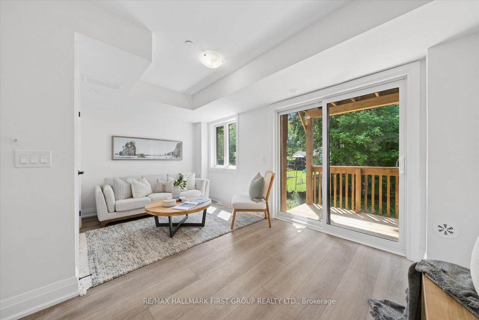 19 Marret Lane • Clarington, ON photo 24