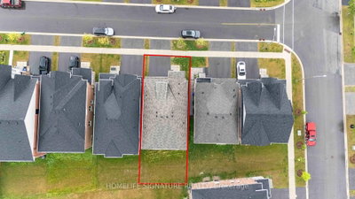 1211 Drinkle Crescent • Oshawa, ON photo 2