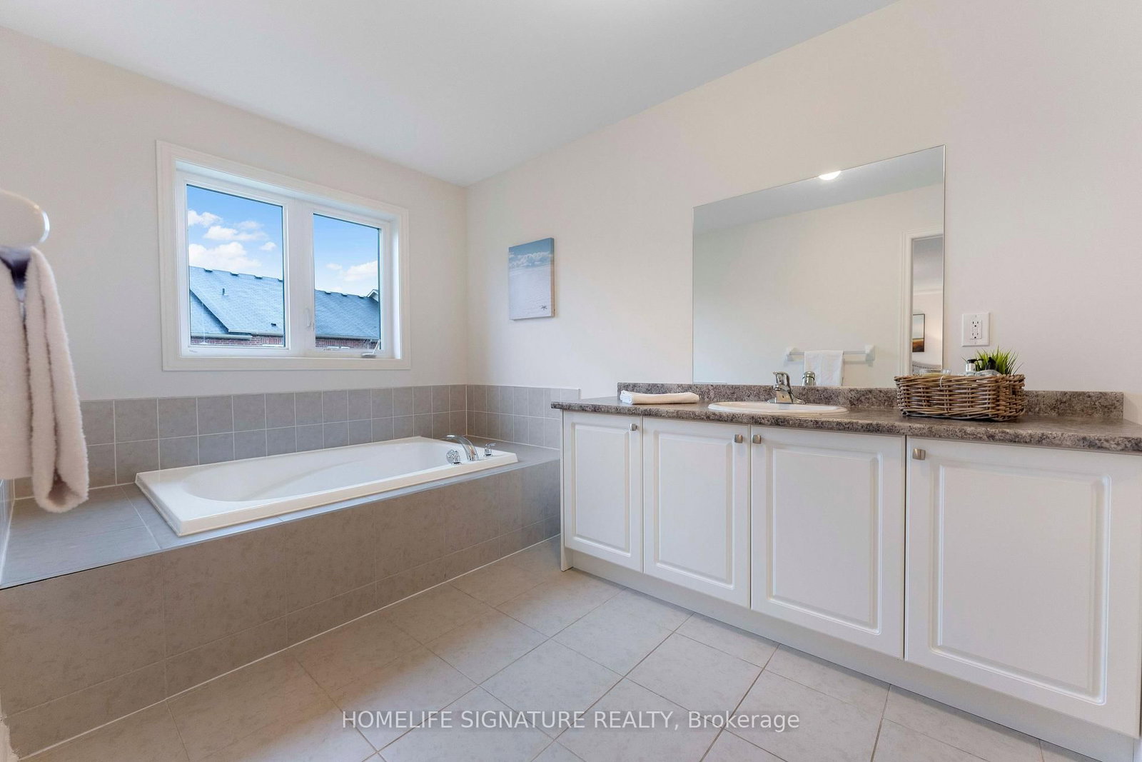 1211 Drinkle Crescent • Oshawa, ON photo 24