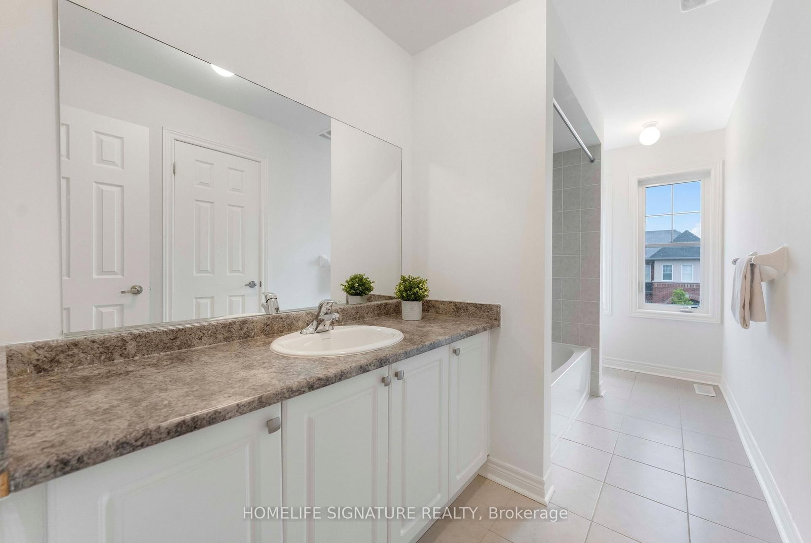 1211 Drinkle Crescent • Oshawa, ON photo 27