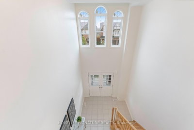 1211 Drinkle Crescent • Oshawa, ON photo 8
