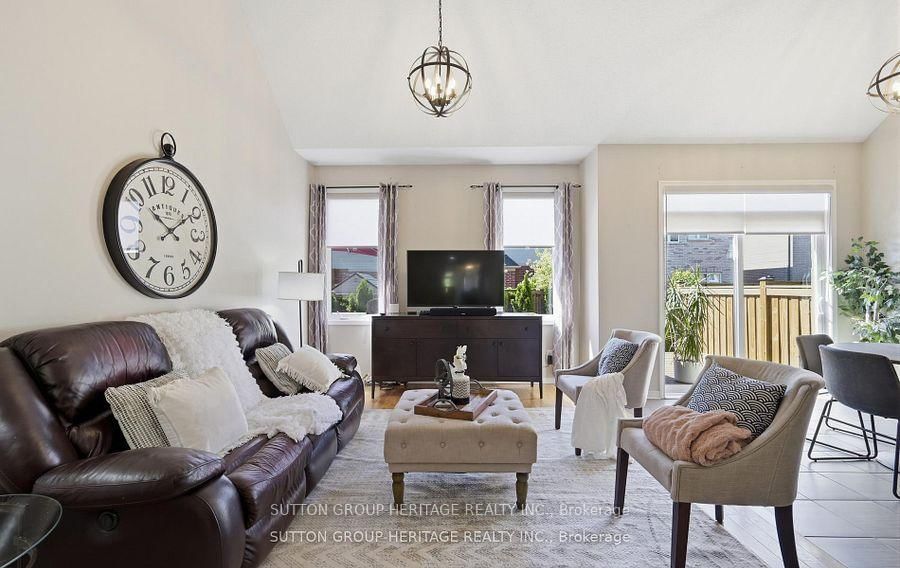 19 Northglen Boulevard • Clarington, ON photo 9