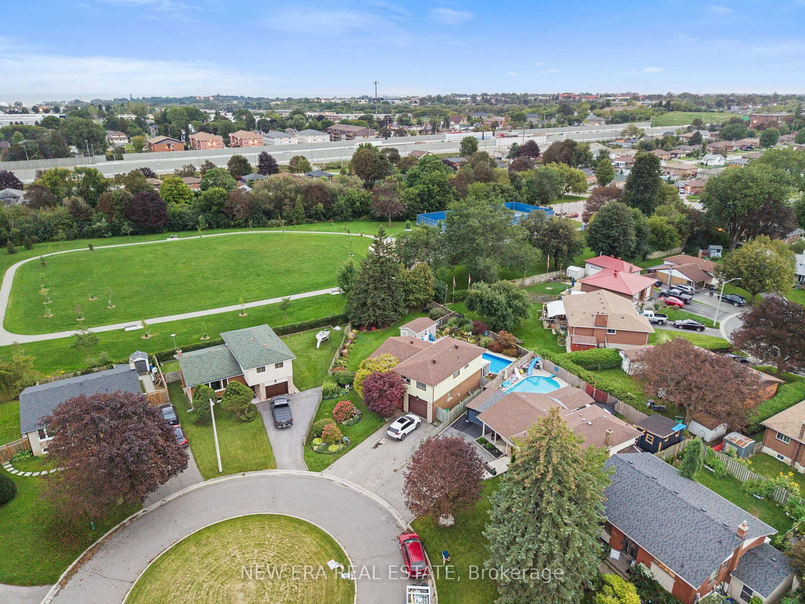 524 Carman Court • Oshawa, ON photo 34