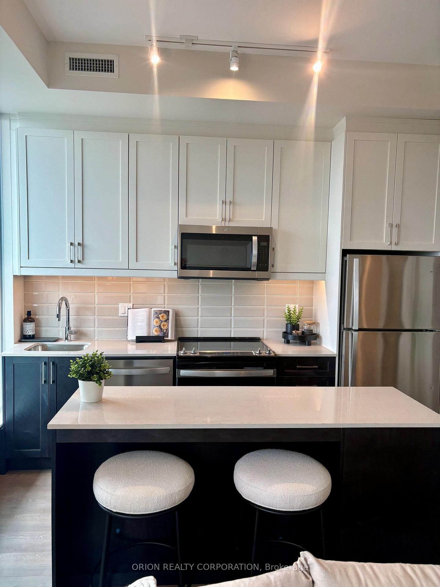 201 Brook Street S • #503 • Whitby, ON photo 5