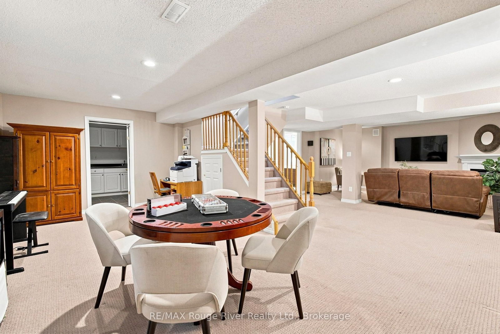 7 Lyndhurst Crescent • Whitby, ON photo 36