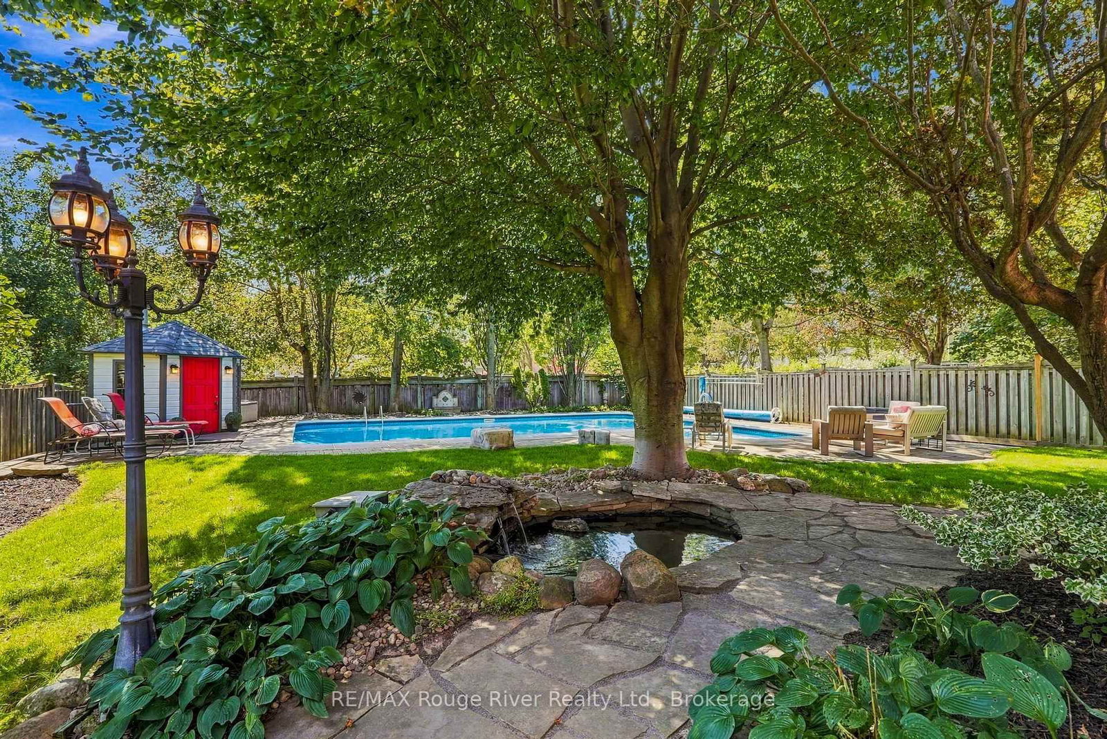 7 Lyndhurst Crescent • Whitby, ON photo 44