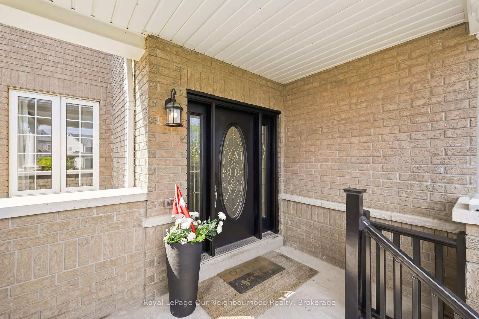 1296 Ravencliffe Court • Oshawa, ON photo 3