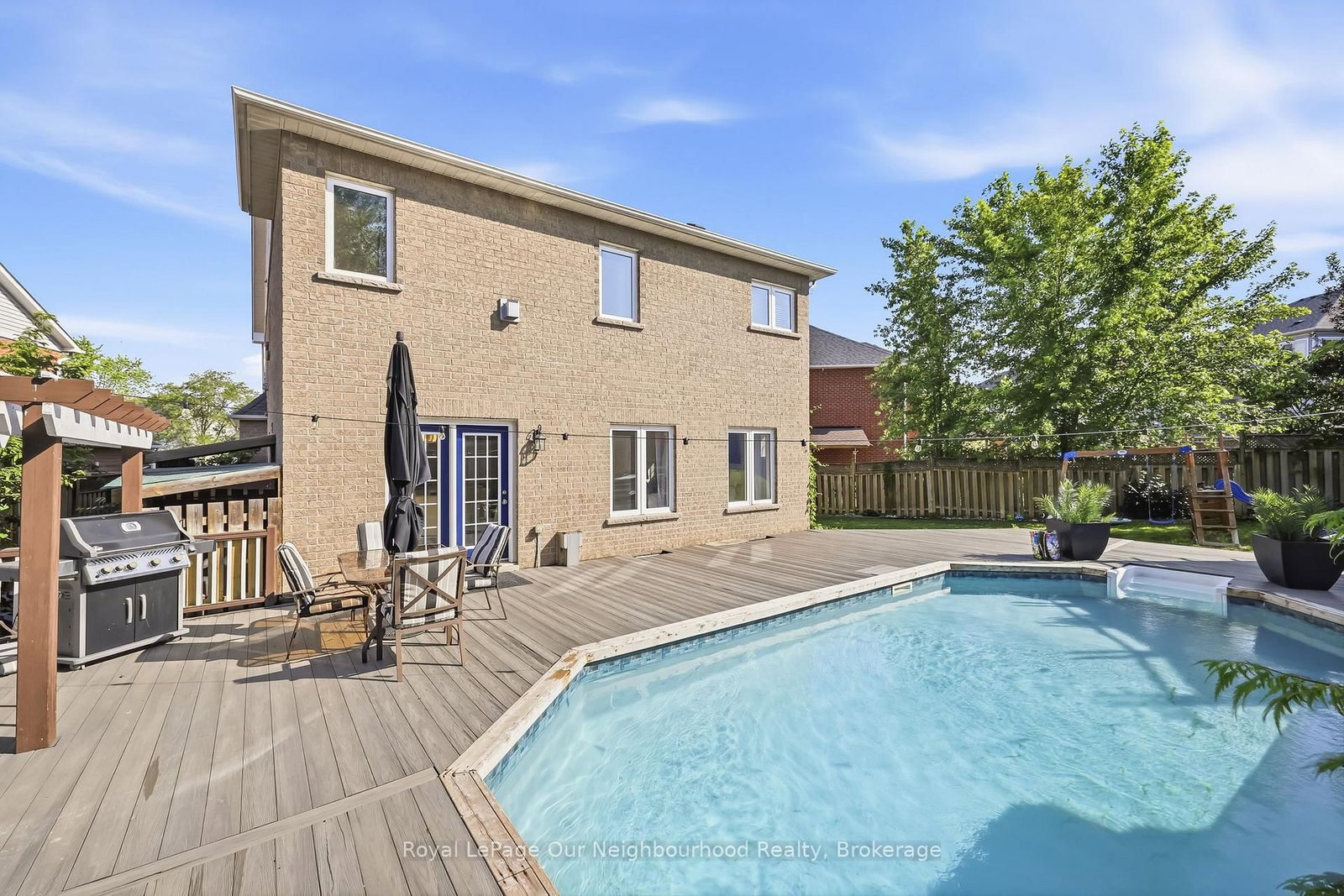 1296 Ravencliffe Court • Oshawa, ON photo 35
