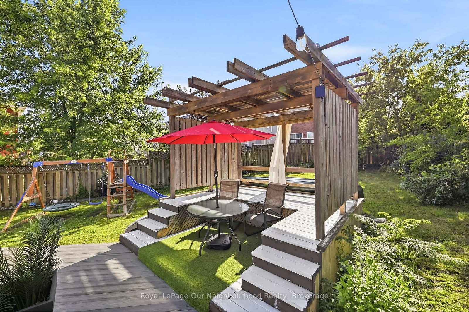 1296 Ravencliffe Court • Oshawa, ON photo 38