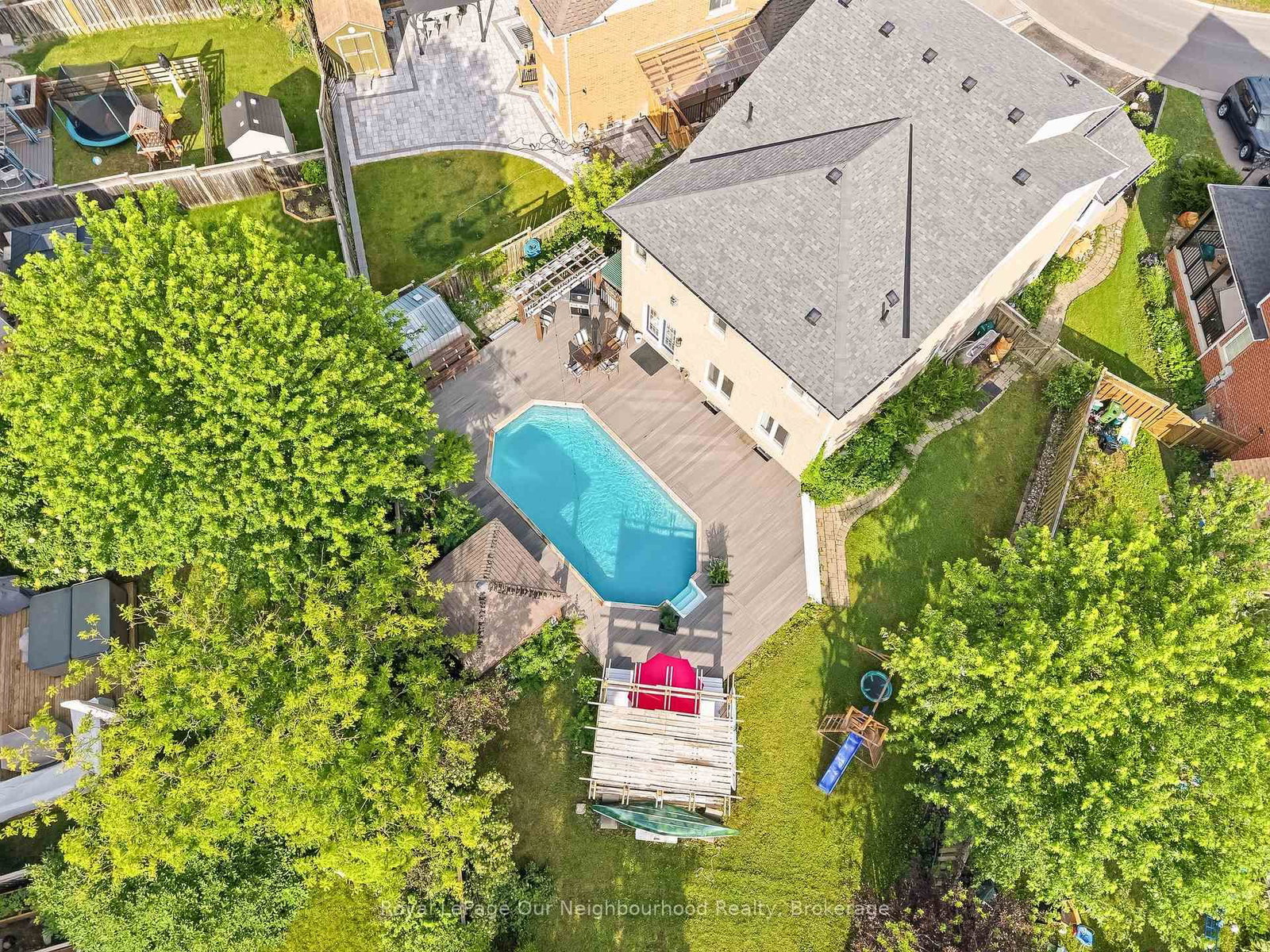 1296 Ravencliffe Court • Oshawa, ON photo 49