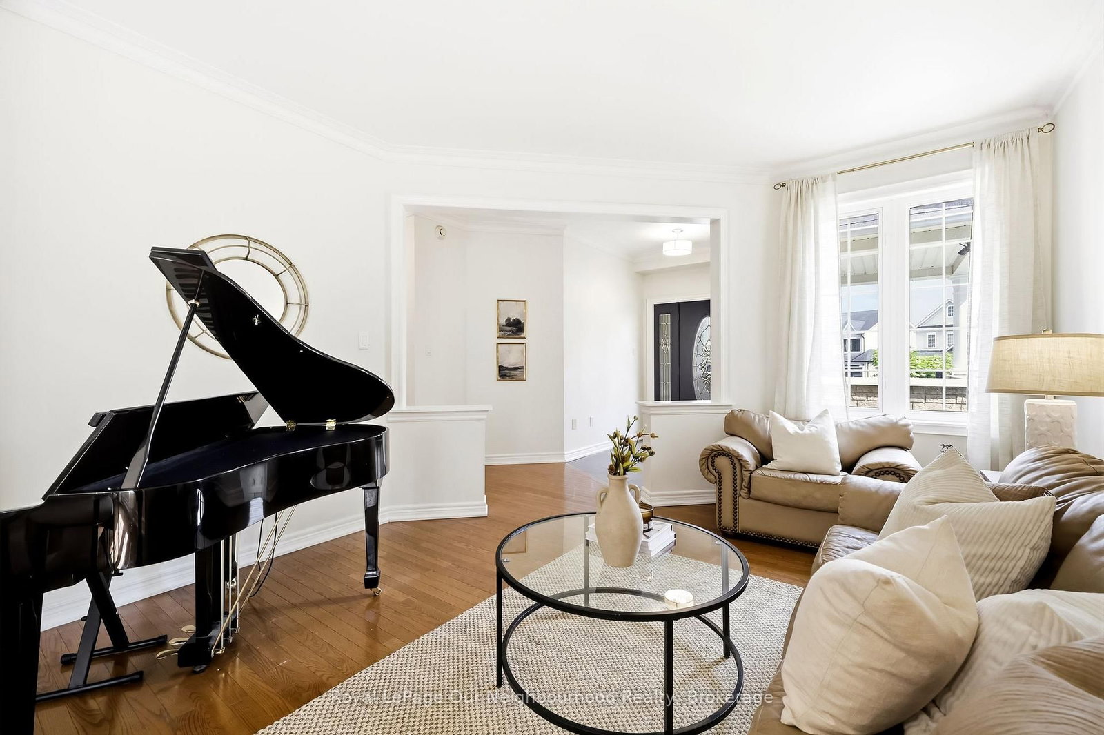 1296 Ravencliffe Court • Oshawa, ON photo 6