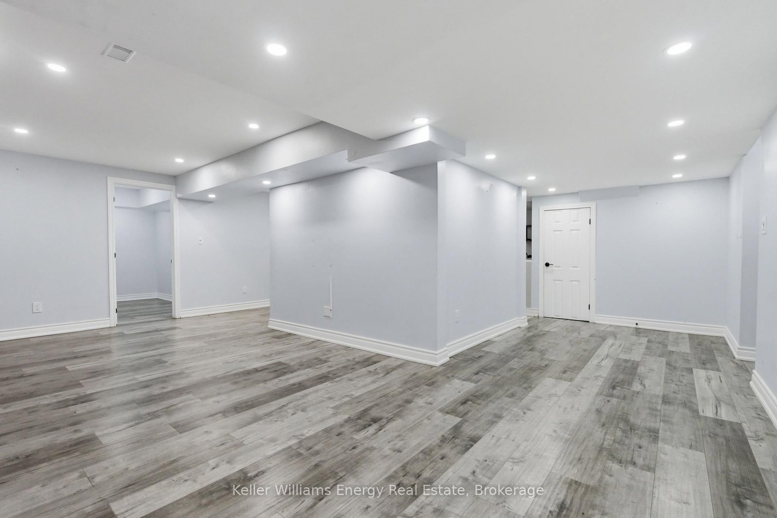 1633 Grandview Street N • Oshawa, ON photo 37