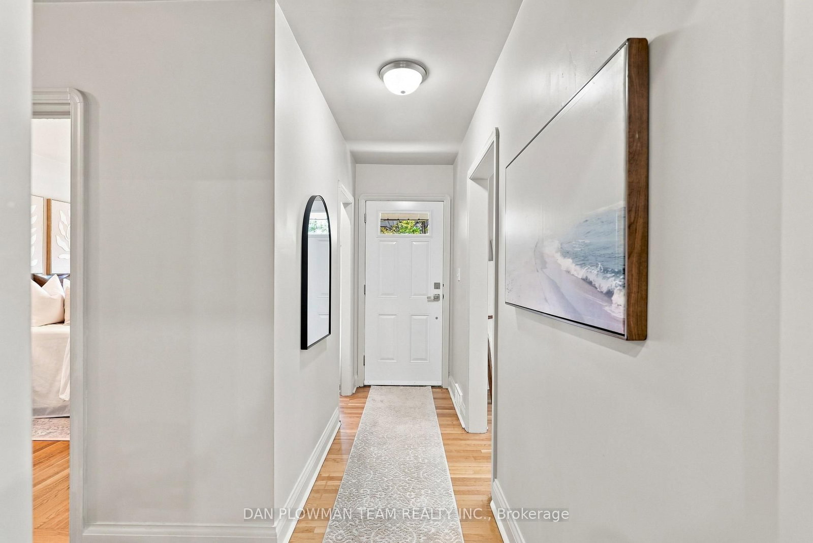 786 Mary Street N • Oshawa, ON photo 4