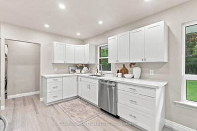 786 Mary Street N • Oshawa, ON photo 9