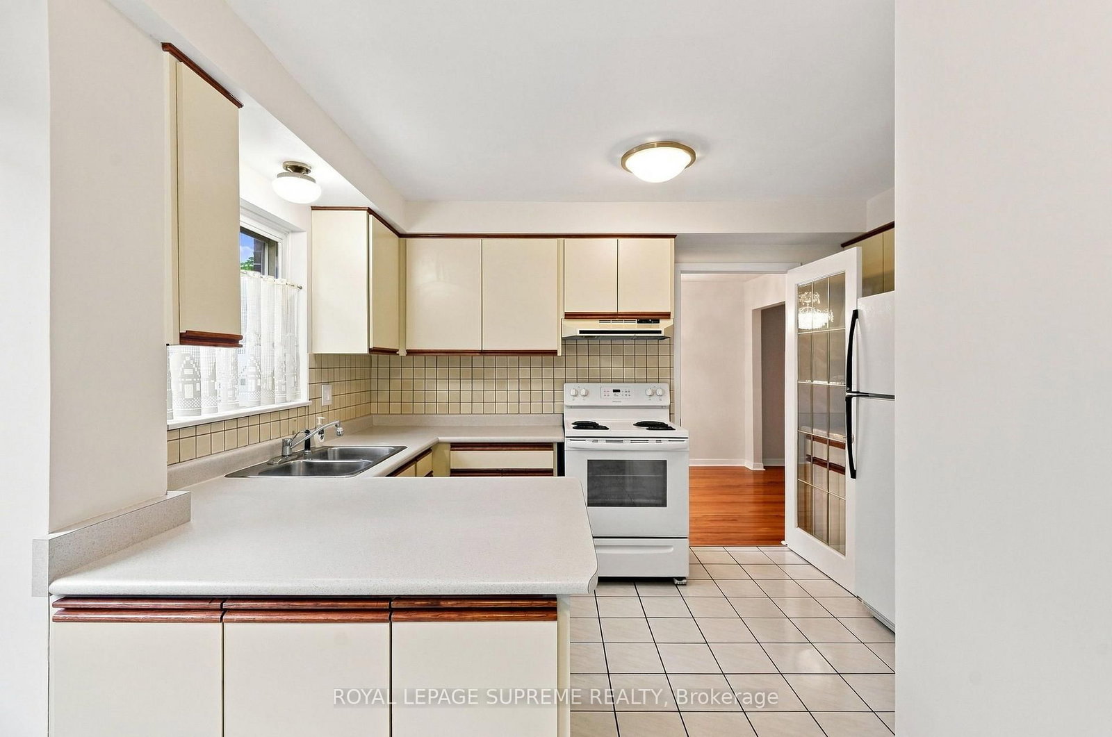 129 Briarscross Boulevard • Toronto, ON photo 9