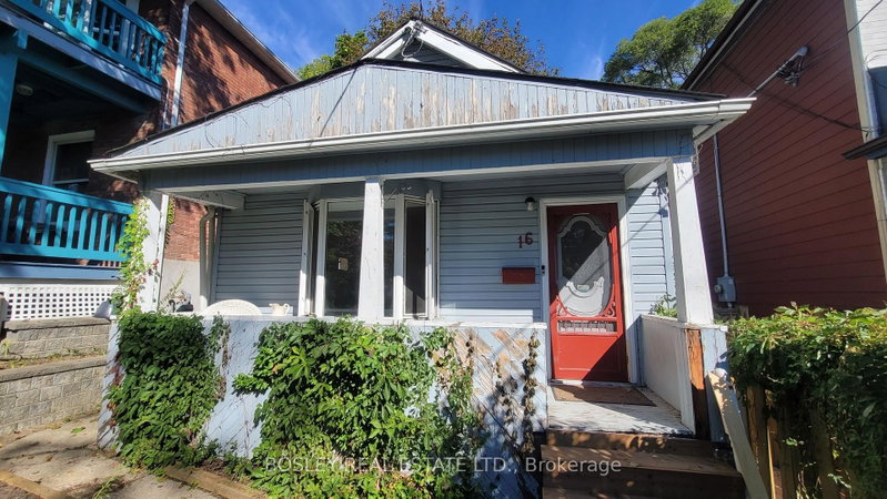 16 Ivy Avenue